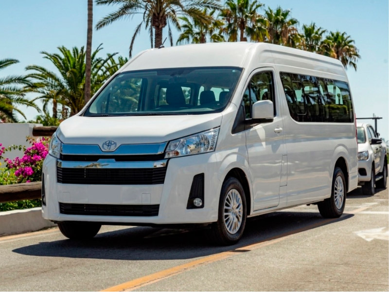 Express Bus - vehículo Van Toyota Hiace